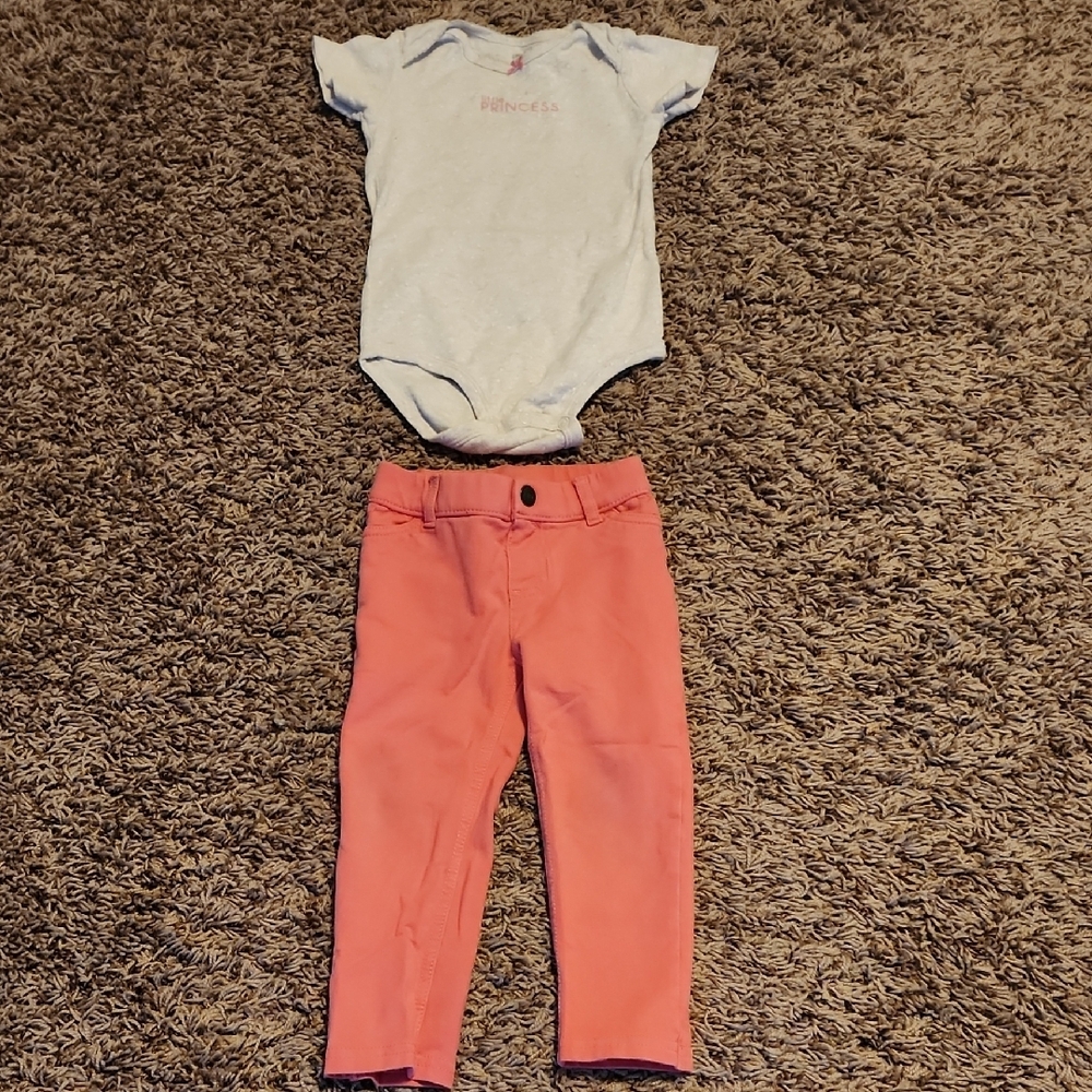 *24 Months Carters Outfit*
